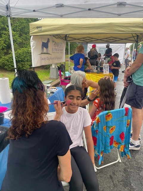 Centennial Face Painter